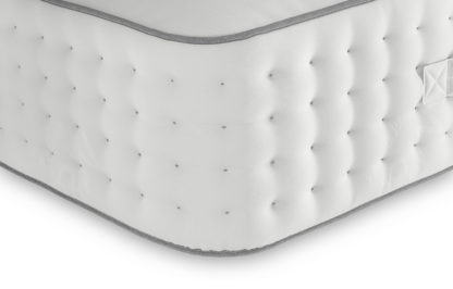 39a9f16ae81983dcfbae73d863e5eb14ed8de5da98ad3055989ee3fb3b366610.jpg An Image of M&S Natural Wool 2000 Pocket Spring Firm Mattress