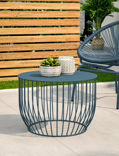3cb5b511da93fee2a3bfda16cd6c7f4deaabd484caf4665dbc6ca878c2303c0d.jpg An Image of M&S Loft Lois Garden Coffee Table