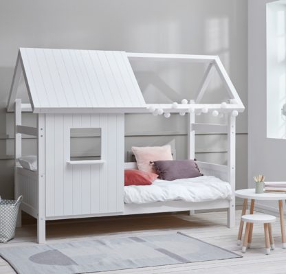 857515d1a2d2d40aafda51b0adbd0911eafc1d4f78deba81f2217d285717ffcd.jpg An Image of Nordic Hut White Wooden Treehouse Bed - EU Single