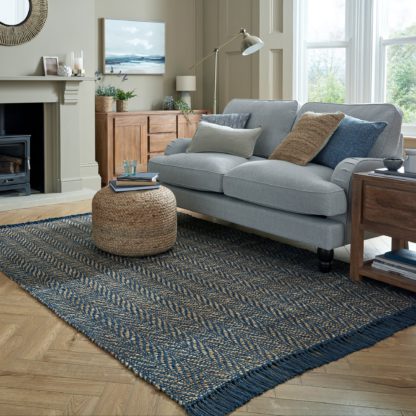 9a41be461bd972160eea479030bde113e3e9f364966ab5534001ecf1f8feb67a.jpg An Image of Jute Herringbone Rug Jute Herringbone Green