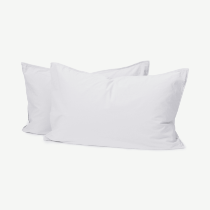 a3b909685a07c598684d9160f04f467457ebe55de912c1f6dedb606d5af354ff.png An Image of Alexia 100% Cotton Pair of Pillowcases, White