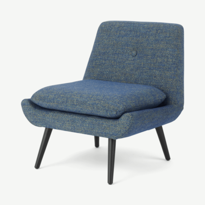 a49622f67209774113e4d3aaf6b56d588d15abe66bc396e887e95f90befff100.png An Image of Jonny Accent Armchair, Revival Blue