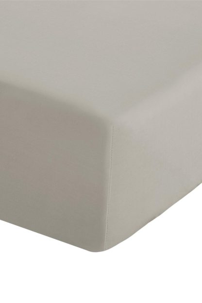 178fa36fc527b414b39fe9acce56166ed9e31f92bc9e92c76347af3943b2e1d9.jpg An Image of Easy Care Non Iron Double Fitted Sheet