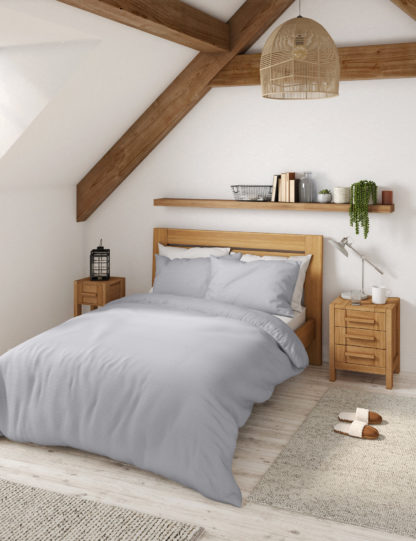425dd0e6ca4bee559fc3953a62e951bfe04c394e892cc77c698626cdd892a4e9.jpg An Image of M&S Pure Cotton Waffle Bedding Set