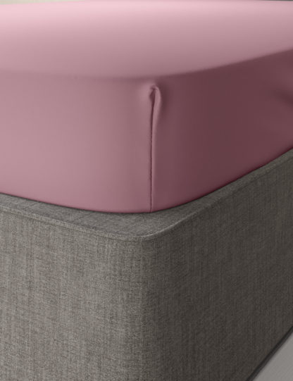 bc299fc5bcf6986ad130f635fb39a8b3ae7f392d3edd0fd094f43a23c5359dd7-1.jpg An Image of M&S Egyptian Cotton 230 Thread Count Fitted Sheet