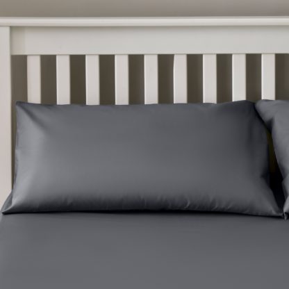 db3d96e1986536b0cdb59345821bbeb37676b5da461426765f5fd5cec03a5559.jpg An Image of The Willow Manor Easy Care Percale Housewife Pillowcase Pair - Charcoal