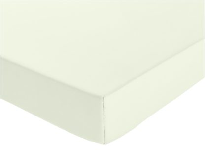 e26a578456550e578dad45289de5c5ba4f31a532c2e59efeaf088f96f6551046.jpg An Image of Argos Home Easycare 100% Cotton 35cm Fitted Sheet - Single