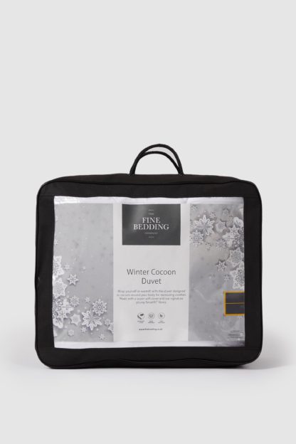 f4ca63a51d3eb13a07d04d2d229c8ac9d4954315a716e9133e0153e43094b6b6.jpg An Image of Winter Cocoon Single Duvet 10.5tog