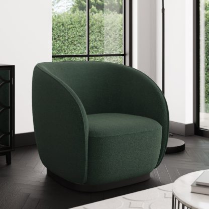 44006d9bc70adf98ddbe244898d1a5c9af755c118d1b122fe33876f3680b554f.jpg An Image of Arlo Boucle Chair Ivory