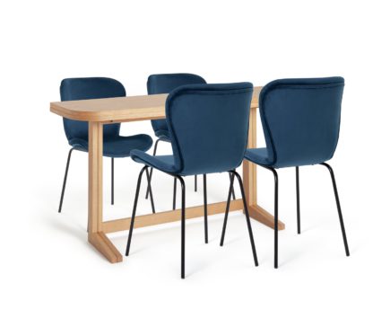 18c5c319a784db33d67e8a250f9f088a12238d5367505e3a40fb4eac29aa9bd6.jpg An Image of Habitat Etta Solid Wood Extending Table & 4 Navy Chairs