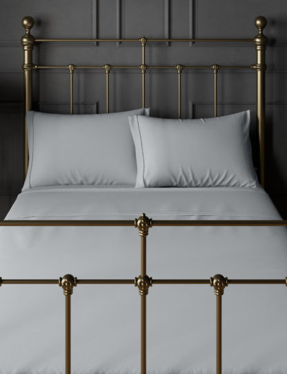 6dce25671d00798f5254896d7d3fc90cebe88334b2a2cec71fcf8a4277349c89.jpg An Image of M&S 2 Pack Egyptian Cotton Pillowcases