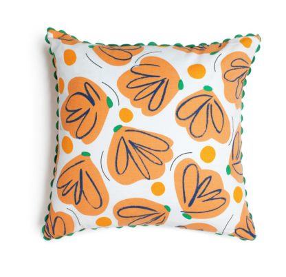 eab8a3482dedb5eca41278966aeb1f985c3b90b29e409d4249c04628e50f9ab1.jpg An Image of Habitat Floral Printed Cushion - 43x43cm