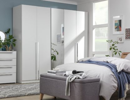 f823ff26302e16ada283fc86dea01d3340dd7e201855821c07f986d4012885a8.jpg An Image of Habitat Munich 5 Door Mirror Wardrobe - White