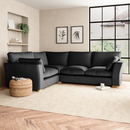 0b4a6ceebca474b7209837f564f52b556511f80359e2eed1cadd74498cdd9298.jpg An Image of Blakeney Luxury Velvet Corner Sofa Luxury Velvet Black