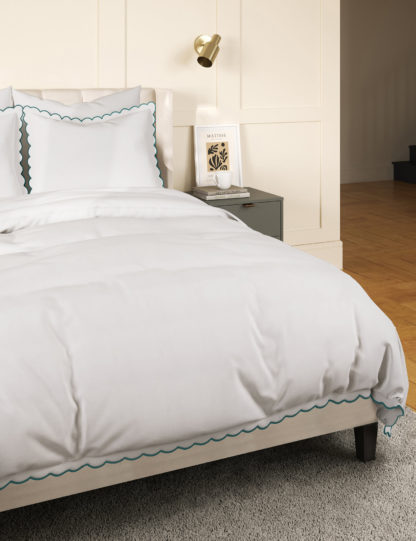 326e13298266633d591b2a01d113af27453f333e2d85993a9740809734854d2e-3.jpg An Image of M&S Cotton Blend Scalloped Edge Bedding Set
