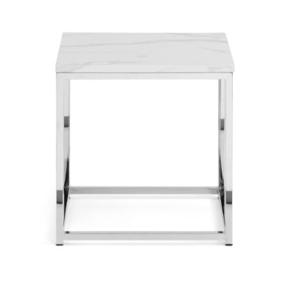 386970364028b06a1fe254be10c0ab7e1fcb821ea8058be07603e5552a7801a7.jpg An Image of Scala Marble Effect Gold Lamp Table Gold