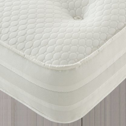4db002a7282fd928857a293240cc640e8869de37e48a7e618de674e9287a9f96.jpg An Image of Silentnight 1000 Pocket Tufted Eco Mattress - Single