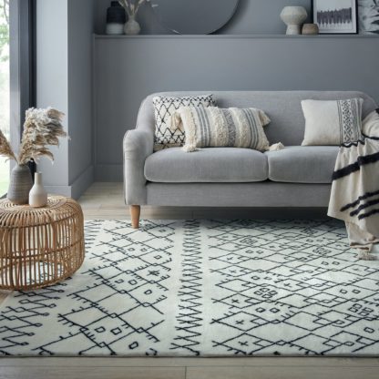 5678a9ac0c23c5c35a950ee8b7c0f8266b92c6685cca817892e5469c6055643d.jpg An Image of Adil Berber Rug Ivory