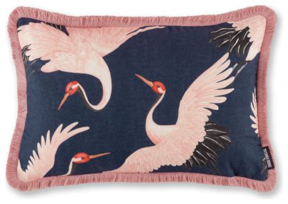 3f36a4e145223011b06bed36e942dbe06c88ed0de911a3c736784fc79298c265.jpg An Image of Paloma Oriental Birds Cushion - Navy - 40X60cm