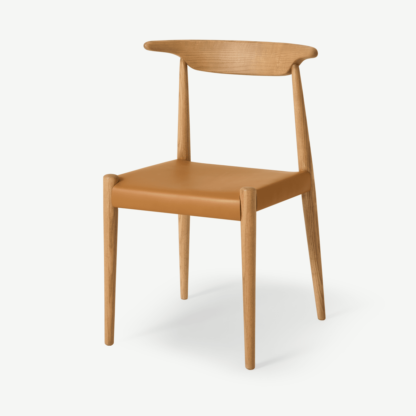514aafd925b4a83207ec0ceb3c69fac4fed91f8c630a3c3c90535b7ad3b169c8.png An Image of Klenno Dining Chair, Tan Leather & Oak Finish