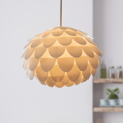 a64e2ca9d07351835a94e7b98419165819d7d2cddd98f30db8cde06dcdc7b34d.jpg An Image of Daisy Easyfit Shade - White