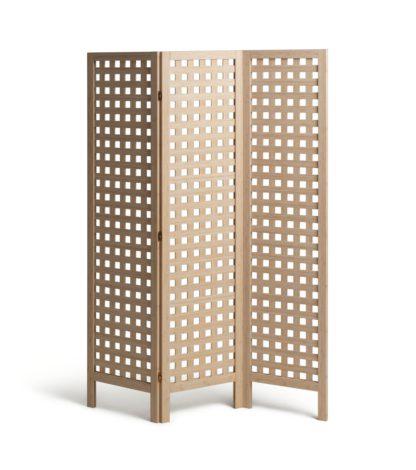 a7033da23713bc9e342fd9e341a529627882d6f11ec1839b0a96f20ec89e79ae.jpg An Image of Habitat Kitt Room Divider - Oak