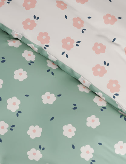 bab7a0352185f0e0c36768c3ebd634264012a044457426b4de19d2432483524a-1.jpg An Image of M&S Cotton Blend Floral Bedding Set