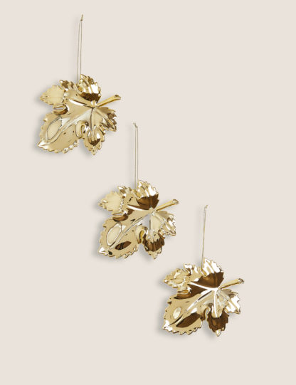 cb97e31ba746e1f5c13e1d138dbb34091c68795a69d4c95673f0a56353a6415d.jpg An Image of Adored 3 Pack Hanging Leaf Decorations