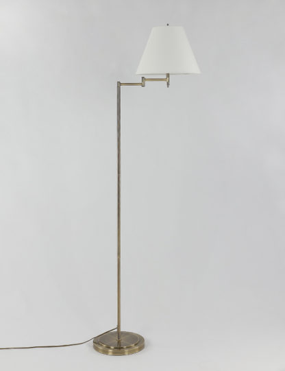 07fd20719207e153122b168cf2c8bbcf999e9fb6d4d1b0e4c847f41ed3ae5030.jpg An Image of M&S Swivel Arm Floor Lamp