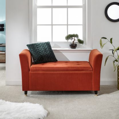 0e21fb76d5a2416a25a936e05cca60446e5d36ab252a99e441eea187ecc4a0f9.jpg An Image of Genoa Chenille Window Seat Blush (Pink)