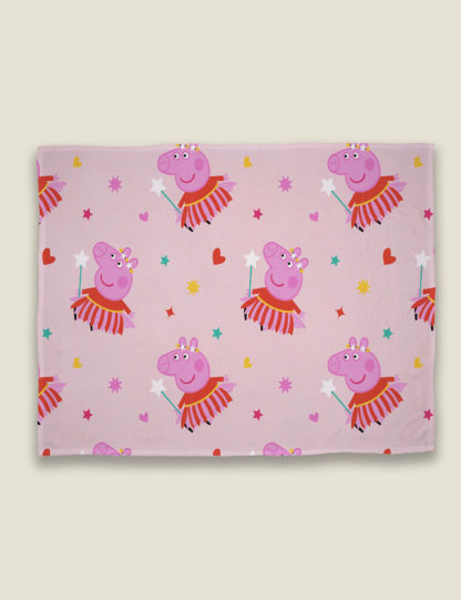 666aa6f6ad95a63e03dc840031c31cd6316599980a7d3d262688e64e290eac47.jpg An Image of M&S Peppa Pig Magic Fleece Throw