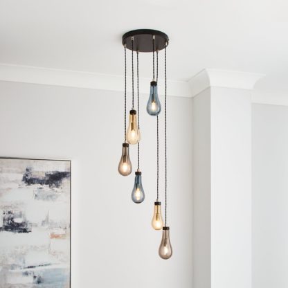5bde875e2c28fe2236e658d463dd1621c1f2ad881ef3d2d85345f61743623967.jpg An Image of Verne Glass 6 Light Cluster Ceiling Fitting Black