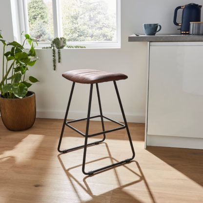 9a9ad34aac93eade5b992564d0dc08db14b51c70c9a90d5fe92b5a579611b5c1.jpg An Image of Alfie PU Leather Bar Stool Faux Leather Tan