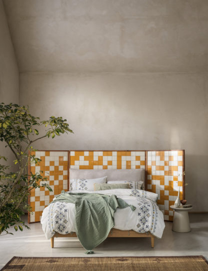 a8e9f9d0df74fe088a66931b1a31dc224c39afa938dcc0a33f642a2c07b38332.jpg An Image of M&S X Fired Earth Acapulco Amaya Pure Cotton Bedding Set