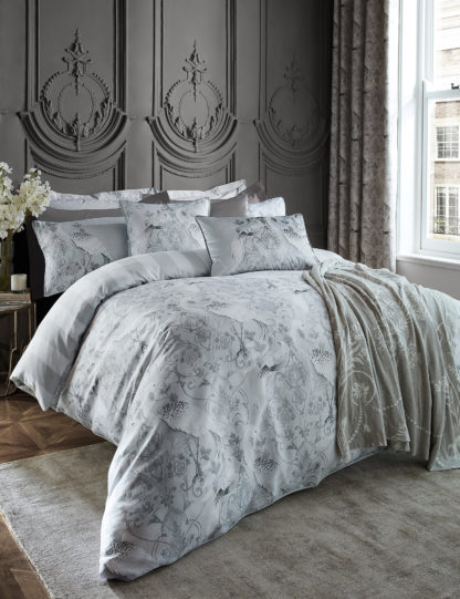 1774e11011443720d12c058653155000ab47e080c0834f1673cfc6b8a0c86eea-2.jpg An Image of Laura Ashley Pure Cotton Sateen Tregaron Bedding Set