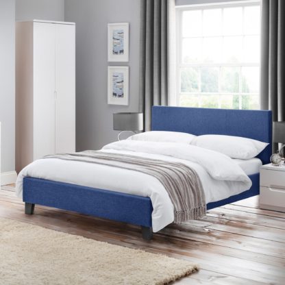 d6c24e855bcce201f0cf1f19a744e6f4fec98042fc053068172117a6ad8e5b1b.jpg An Image of Rialto Linen Bed Blue