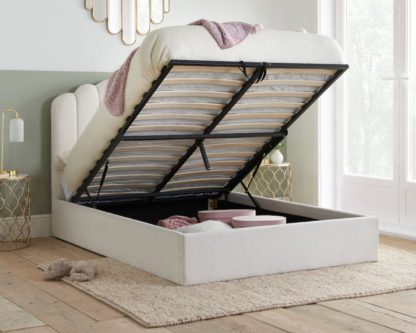 d87ea74a41956baf4b6bcdc1346f428447b6dd791aedab2720a17eb1ac3107f5.jpg An Image of Monaco - Double - Boucle Ottoman Storage Bed - White - Fabric - 4ft6