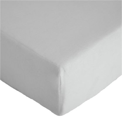 0d46f2f2de4264ac37281d14910800a5e91e35659c9374b4b08b99b1f1b6fbe3.jpg An Image of Argos Home Plain White Fitted Sheet - Superking