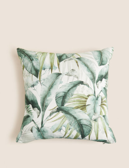 ecaa3d2980c4fd2a0f1242b16620941fdf630df2e625b78beb1a47280edfdab5.jpg An Image of M&S Pure Cotton Leaf Print Cushion