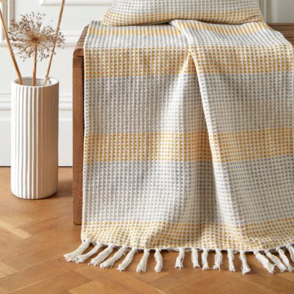 6c1ac1417ef3ae072b98b1f33c60927da28e1f63a040be82aa76c1ced15c72b1.jpg An Image of Reva Throw 130cm x 180cm Paprika (Red)