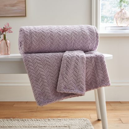 7e4d40a876f8e3b3991537a28360d0957cd52a1a10fd07b6d6af1f7c87192872.jpg An Image of Amelia Recycled Throw, 200cm x 200cm Teal (Green)