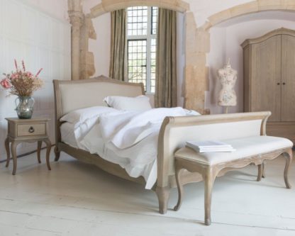 c37e48243b7e11bc22bd8b091078770dd20ab4b3636e7c9d908760d4b3139952-1.jpg An Image of Camille - King Size - French Bed - Oak and White - Wooden - High Foot-End - 5ft - Willis & Gambier