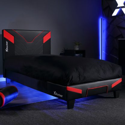 649f50c66044361d09d22982a20a38139d3e06909cc149b13c22e6b876ef538c.jpg An Image of Cerberus Bed In A Box Blue