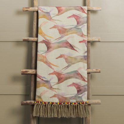 7a970011e368536b1cefb676ec525ca6ac4ae0023fdd6a46ba58dc11fc749643.jpg An Image of Dakota Throw 136cm x 200cm Sand