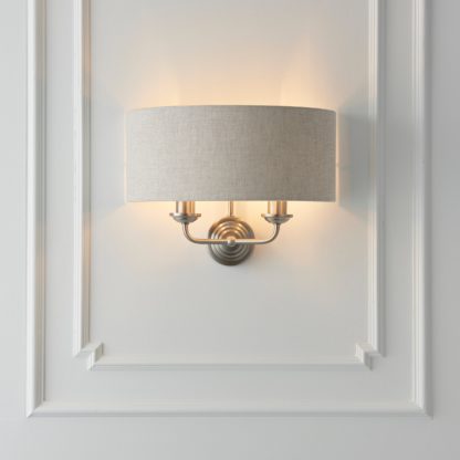 b2c1e8c0976102885ab7c8945ff1313869e592dd3415b09979e3a60cc5e603ba.jpg An Image of Vogue Sandringham Wall Light Chrome