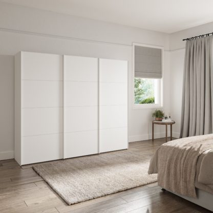 ed7ffb662b439cf53b9385ecf3520e67f11bccf2a49e48ee7ac8c7fe39ffd57c.jpg An Image of Altena 2.5m Sliding Wardrobe Off-White