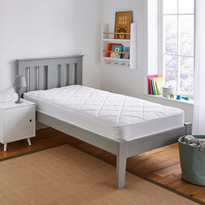 bd474597e6eb8ae22cf22a2101cfca018d6ef2c167efcfc4cd9a44ee89145e73.jpg An Image of Fogarty Kids Open Coil Single Mattress White