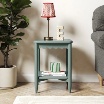0f73bc8d488d6dd100a60c36d40845456d0de3ae6c1f45bbff0553720ef5634d.jpg An Image of Remi Side Table Green