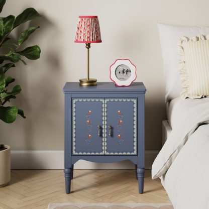 048cd16f9502a109c915c2ffd1f786210ad777e434cc0465699364c73535459e.jpg An Image of Annie Bedside Table Emerald