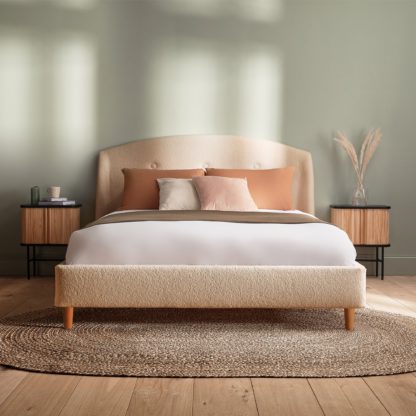7e08498ca3e9ab9e5baaff34341737bc47baf7e8559db3f4ac1e1c5a8126fa19.jpg An Image of Silentnight Evana Bed Frame, Boucle Cloud